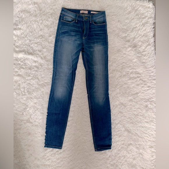 Guess 1981 high rise skinny jeans 👖 - Picture 1 of 6